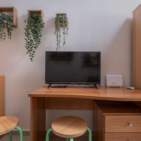 Kosmos Service Apartment Beautiful Studio 1 With Additional Cost Parking Tesalonika Bagian luar foto